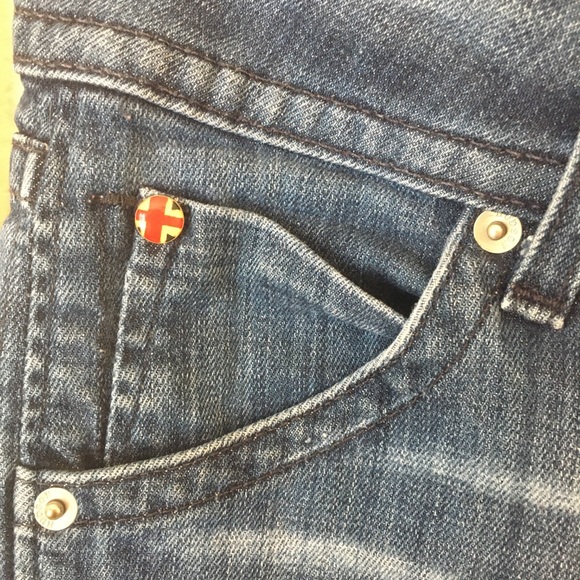 Hudson Bermuda Shorts - Picture 6 of 10